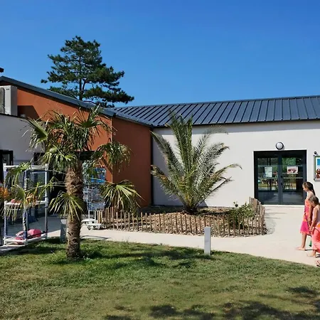 Camping De L'eve**** Campingplatz